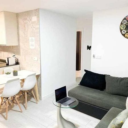 Apartment In Alicante Downtown/El Postiguet Beach Bagian luar foto