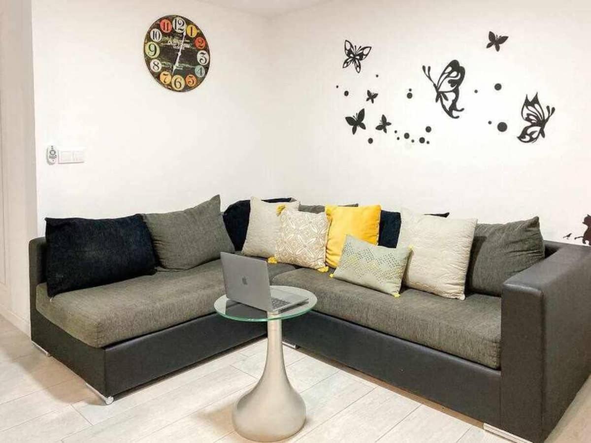 Apartment In Alicante Downtown/El Postiguet Beach Bagian luar foto