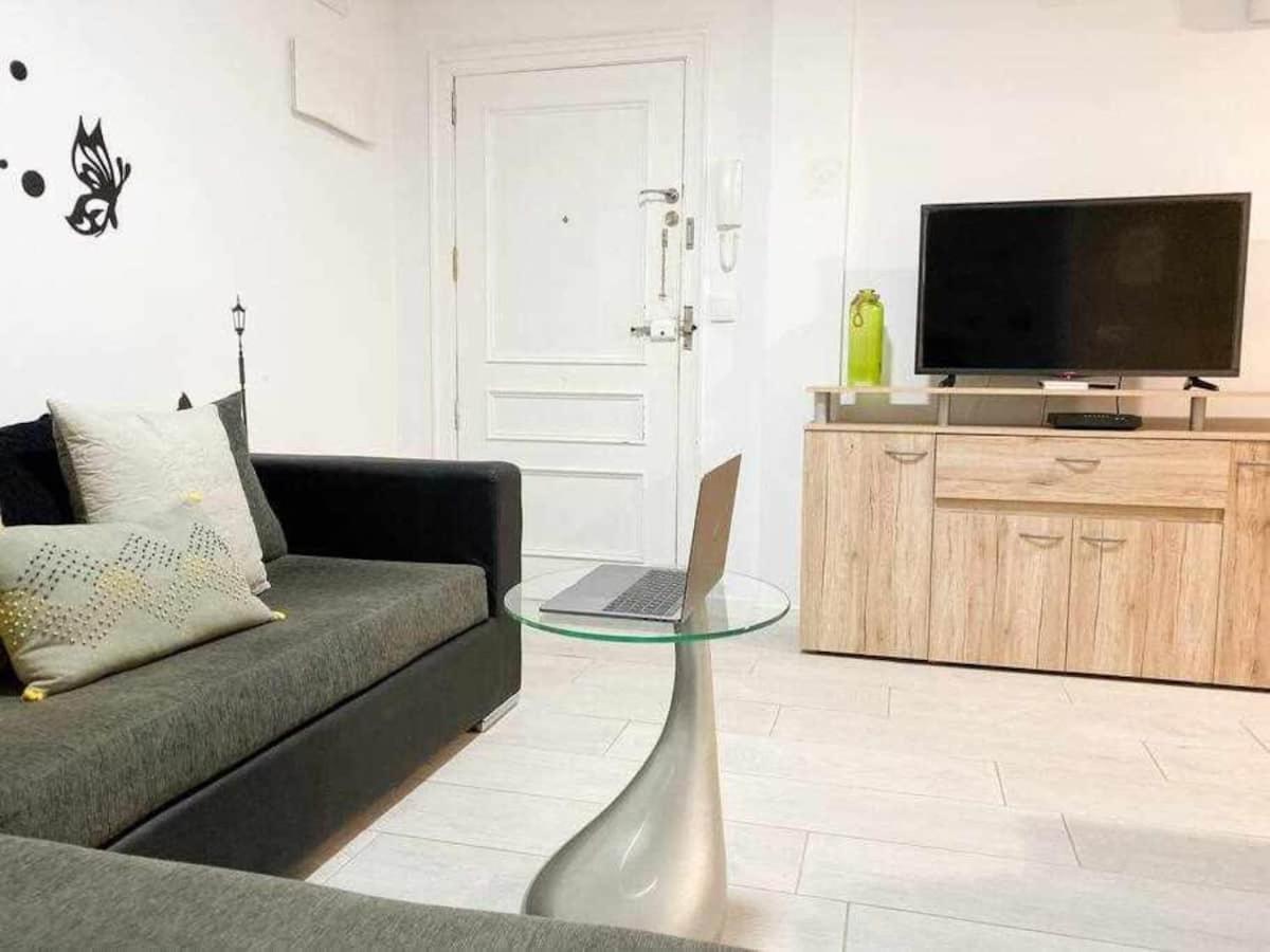 Apartment In Alicante Downtown/El Postiguet Beach Bagian luar foto