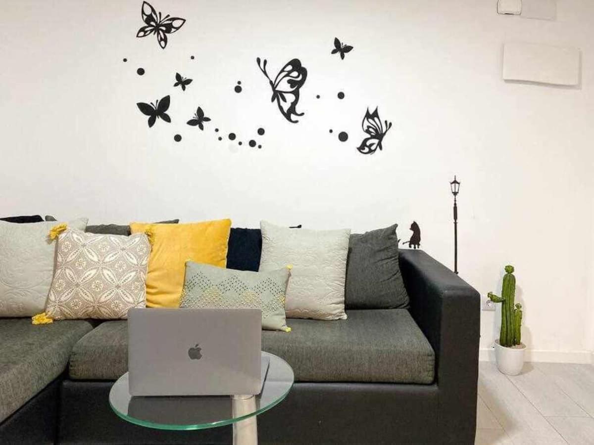 Apartment In Alicante Downtown/El Postiguet Beach Bagian luar foto