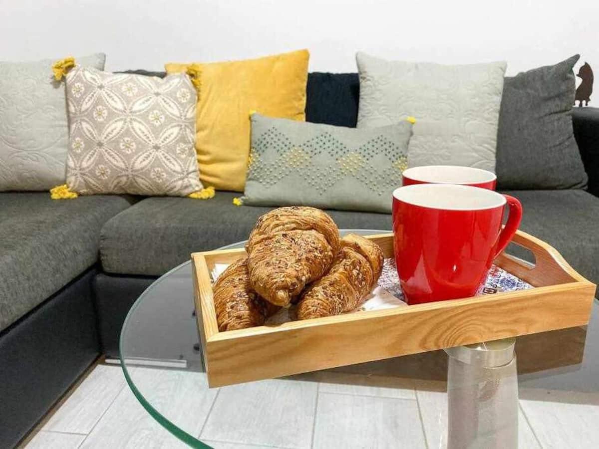 Apartment In Alicante Downtown/El Postiguet Beach Bagian luar foto